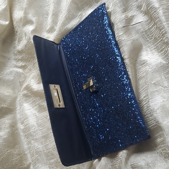 Estee Lauder glittery dark blue envelope clutch - Picture 5 of 6